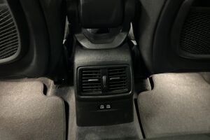 BMW X1 esikatselu 26