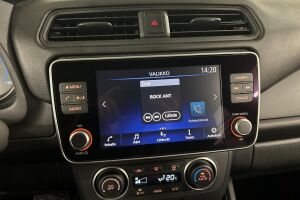 NISSAN LEAF esikatselu 18