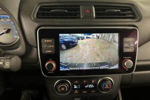 NISSAN LEAF esikatselu 19