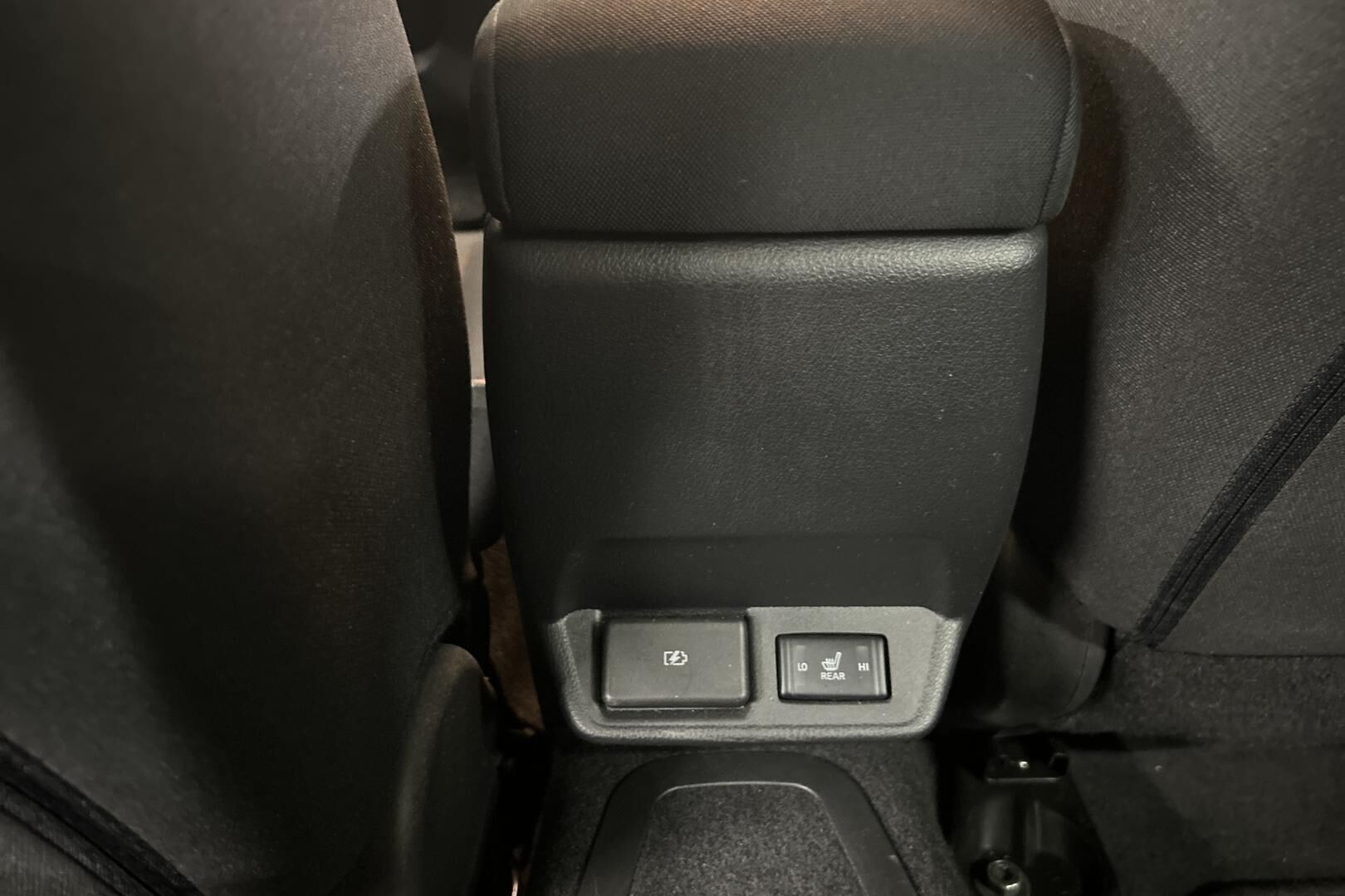 NISSAN LEAF iso kuva 20