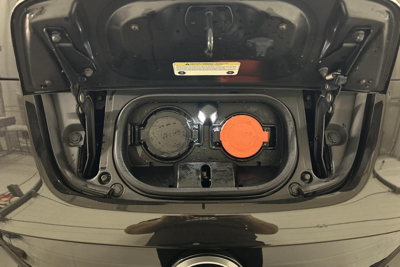 NISSAN LEAF iso kuva 25