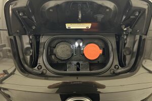 NISSAN LEAF esikatselu 25