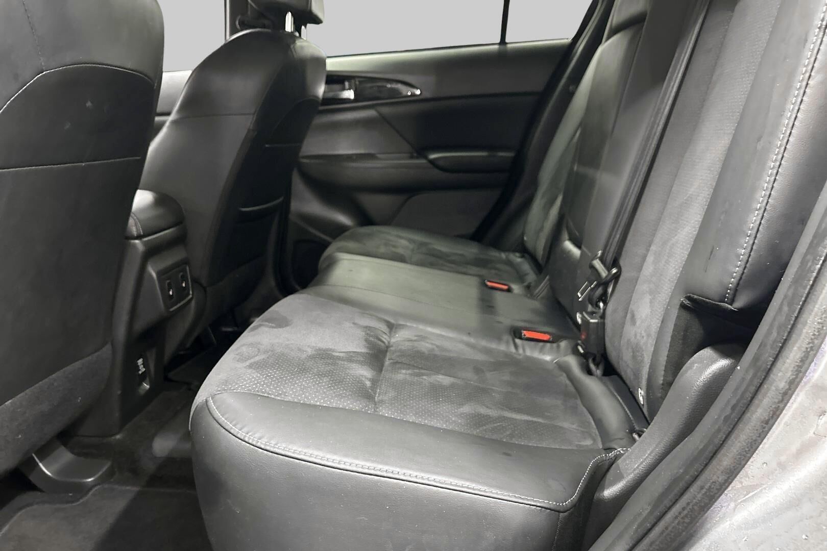 MITSUBISHI ECLIPSE CROSS iso kuva 10