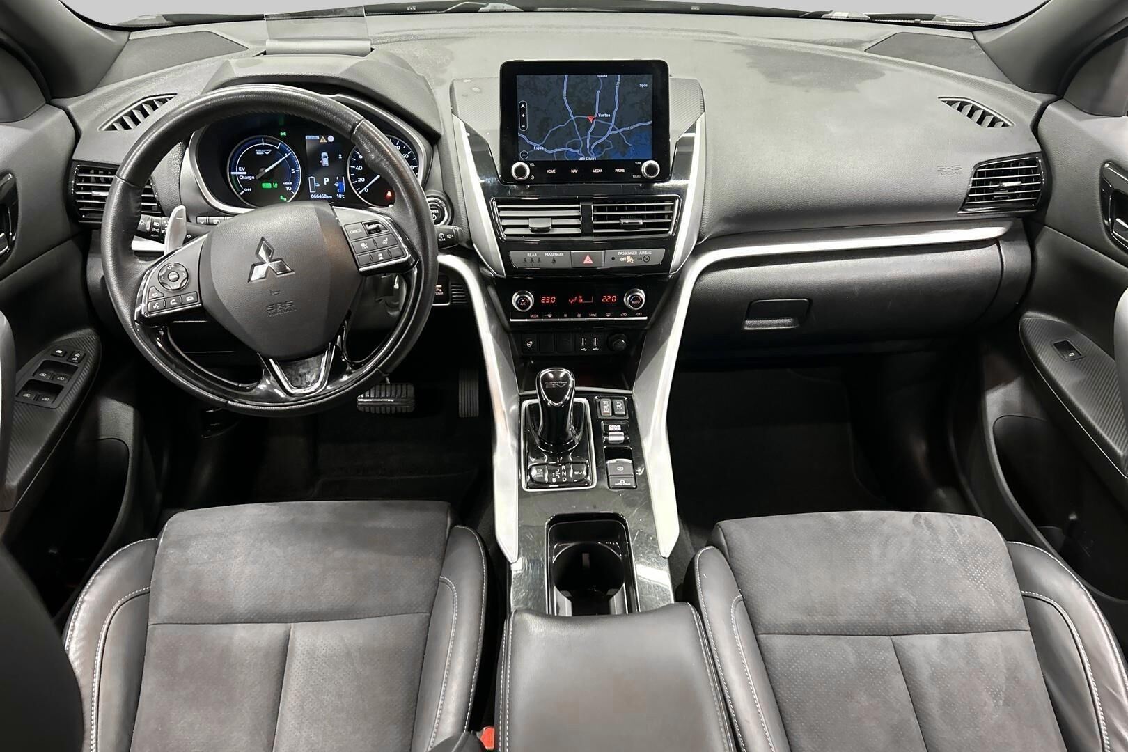 MITSUBISHI ECLIPSE CROSS iso kuva 11