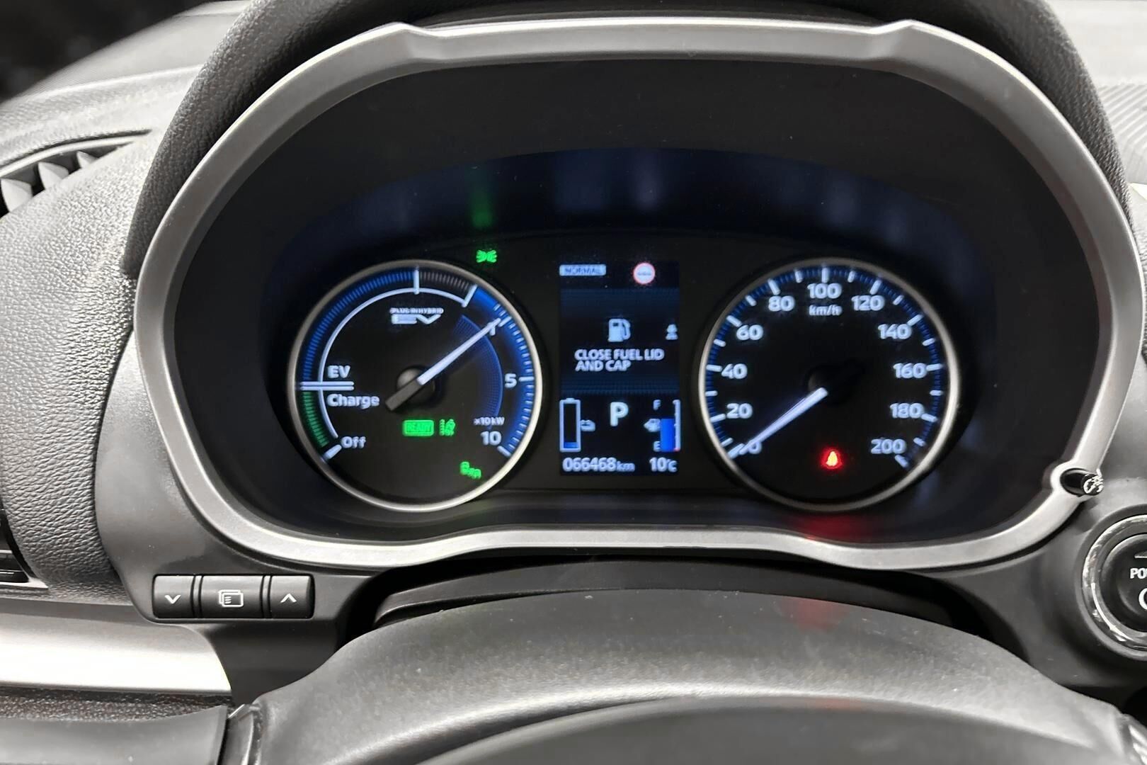 MITSUBISHI ECLIPSE CROSS iso kuva 14