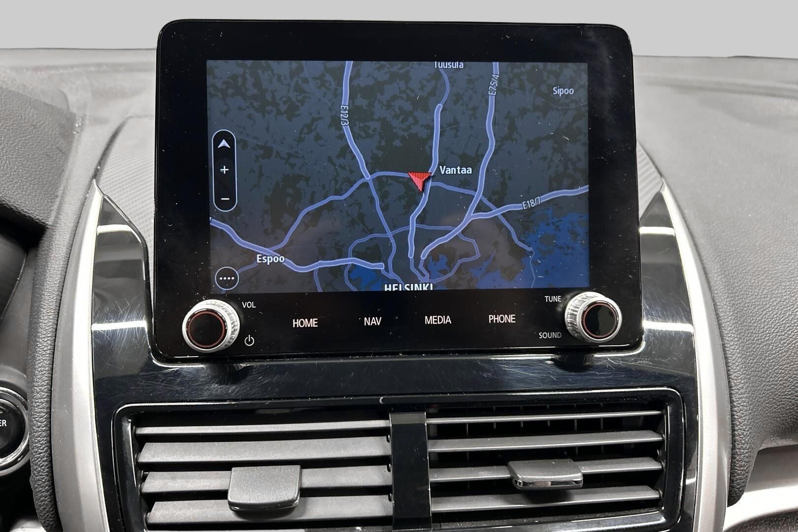 MITSUBISHI ECLIPSE CROSS iso kuva 17