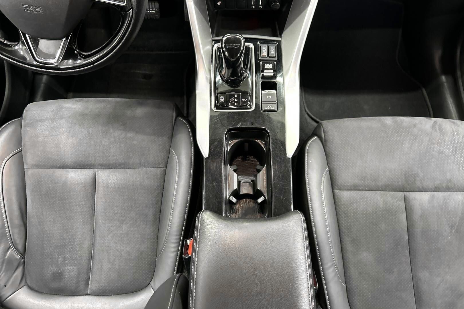 MITSUBISHI ECLIPSE CROSS iso kuva 28