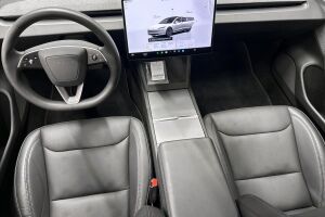 TESLA MODEL 3 esikatselu 7