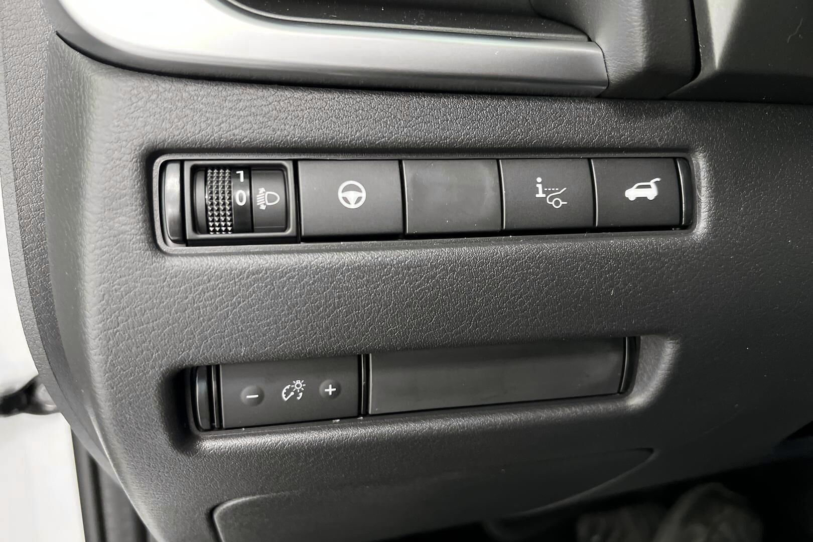 Nissan Qashqai iso kuva 21