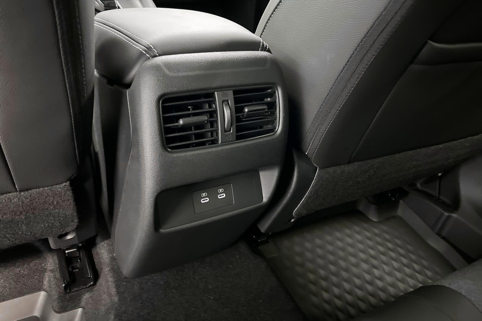 Nissan Qashqai iso kuva 12