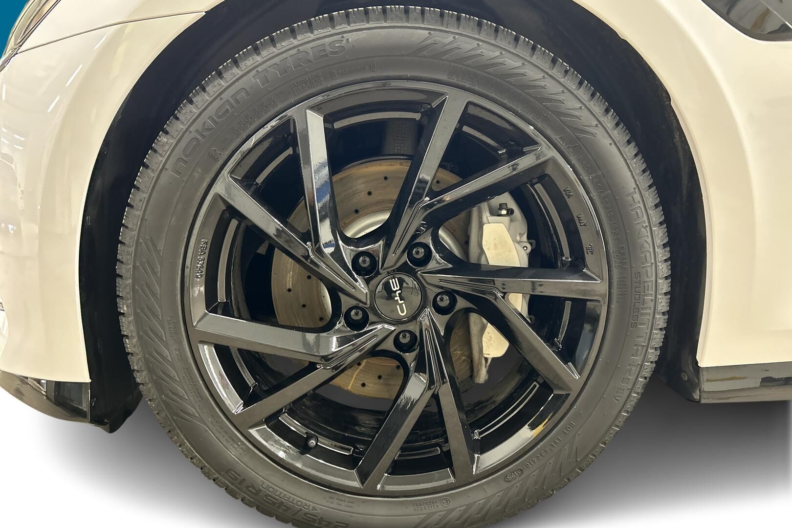 BYD Seal iso kuva 20