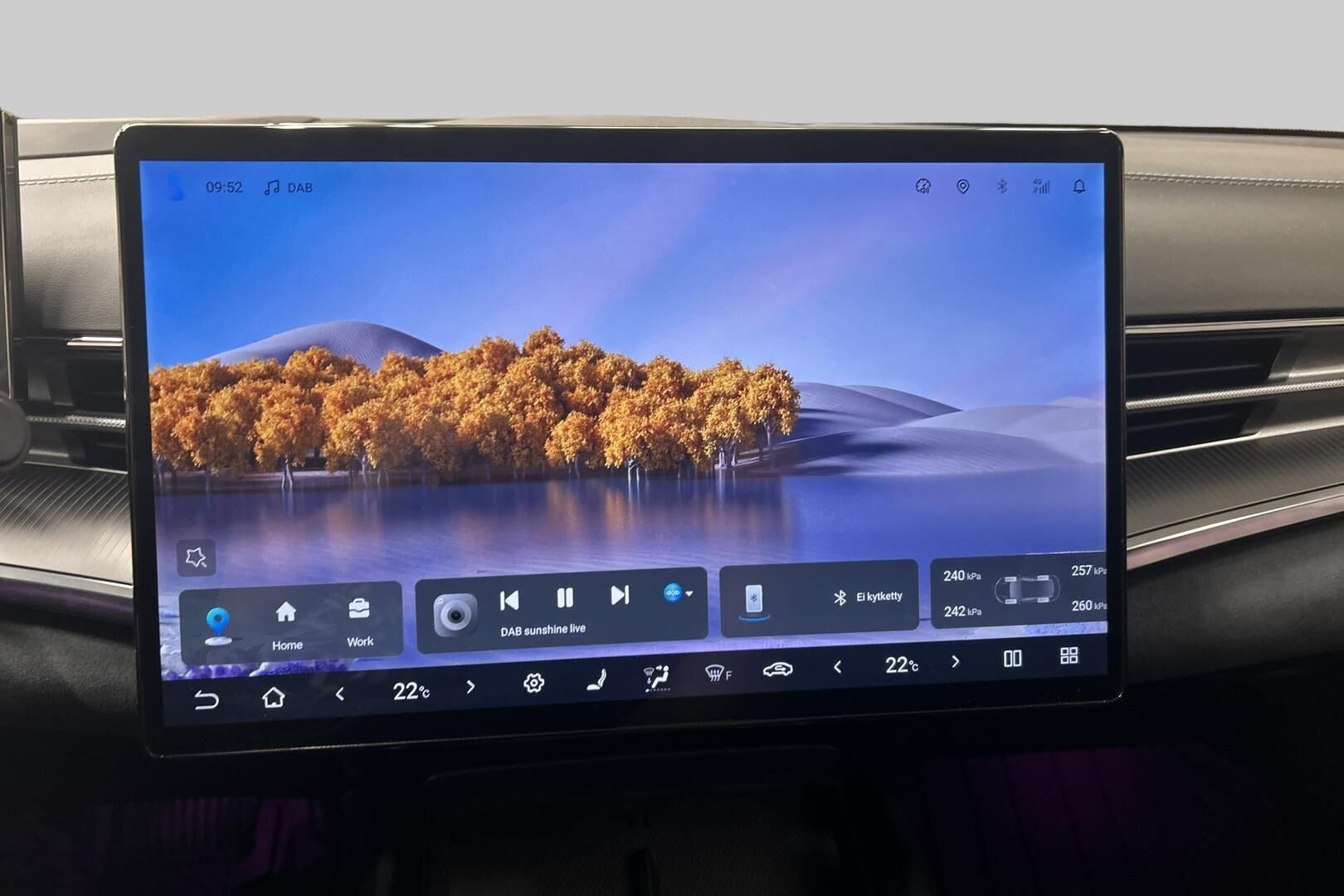 BYD Seal iso kuva 24