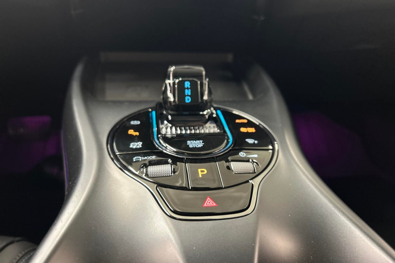 BYD Seal iso kuva 16