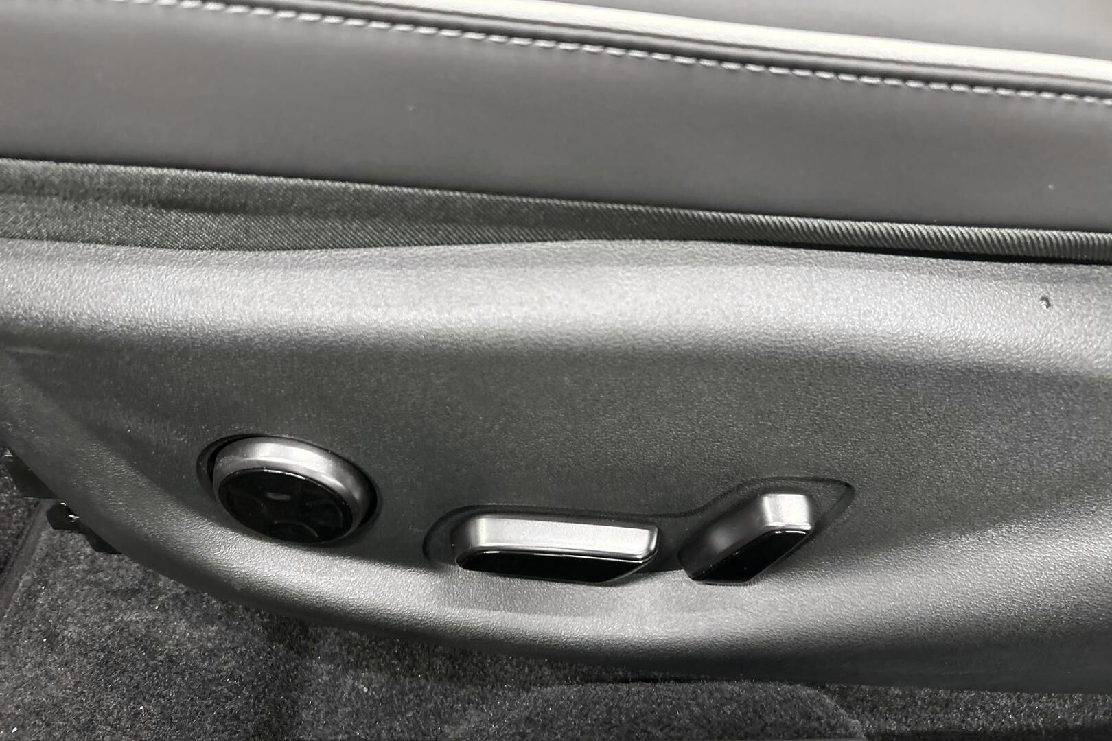 BYD Seal iso kuva 20