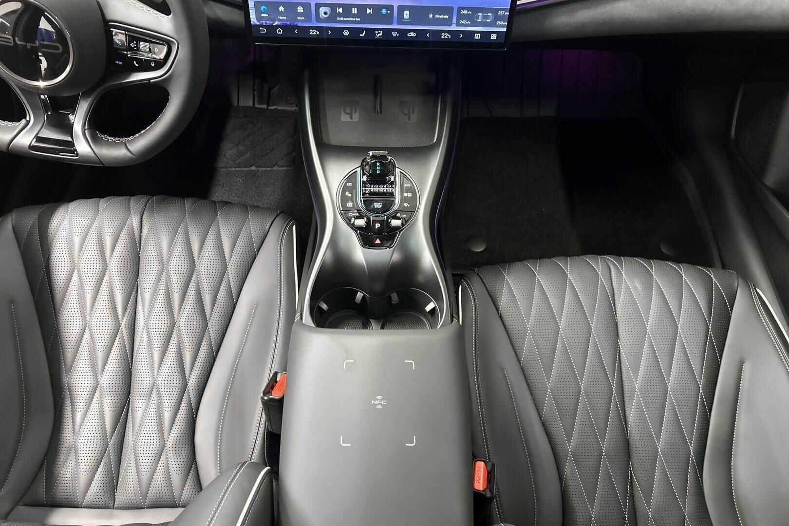 BYD Seal iso kuva 21