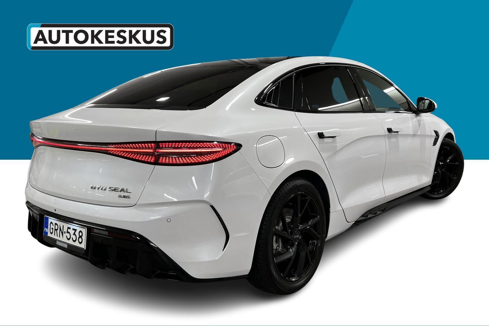 BYD Seal iso kuva 3