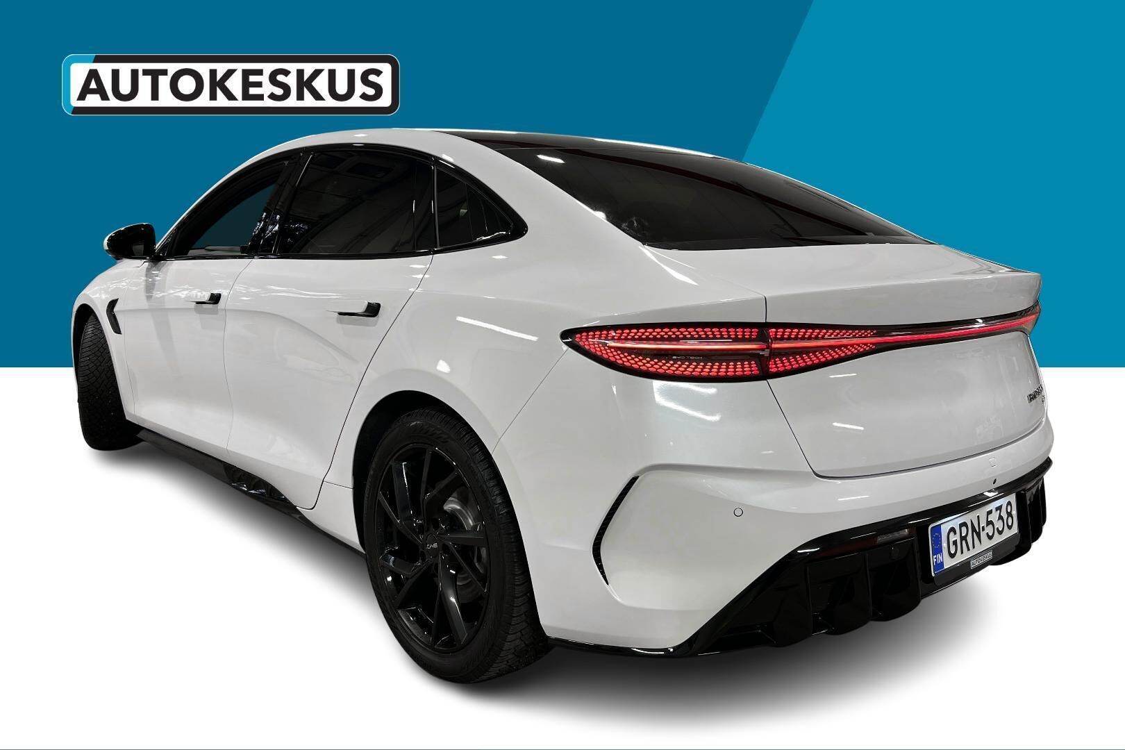 BYD Seal iso kuva 5