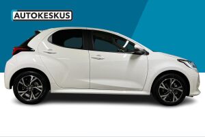 TOYOTA YARIS esikatselu 3