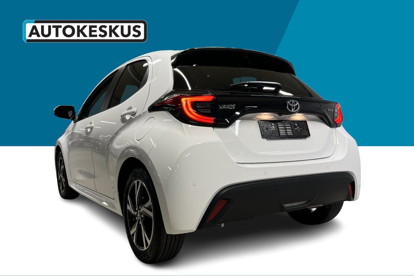 TOYOTA YARIS iso kuva 6