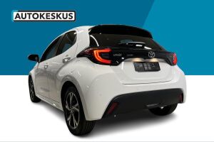 TOYOTA YARIS esikatselu 6