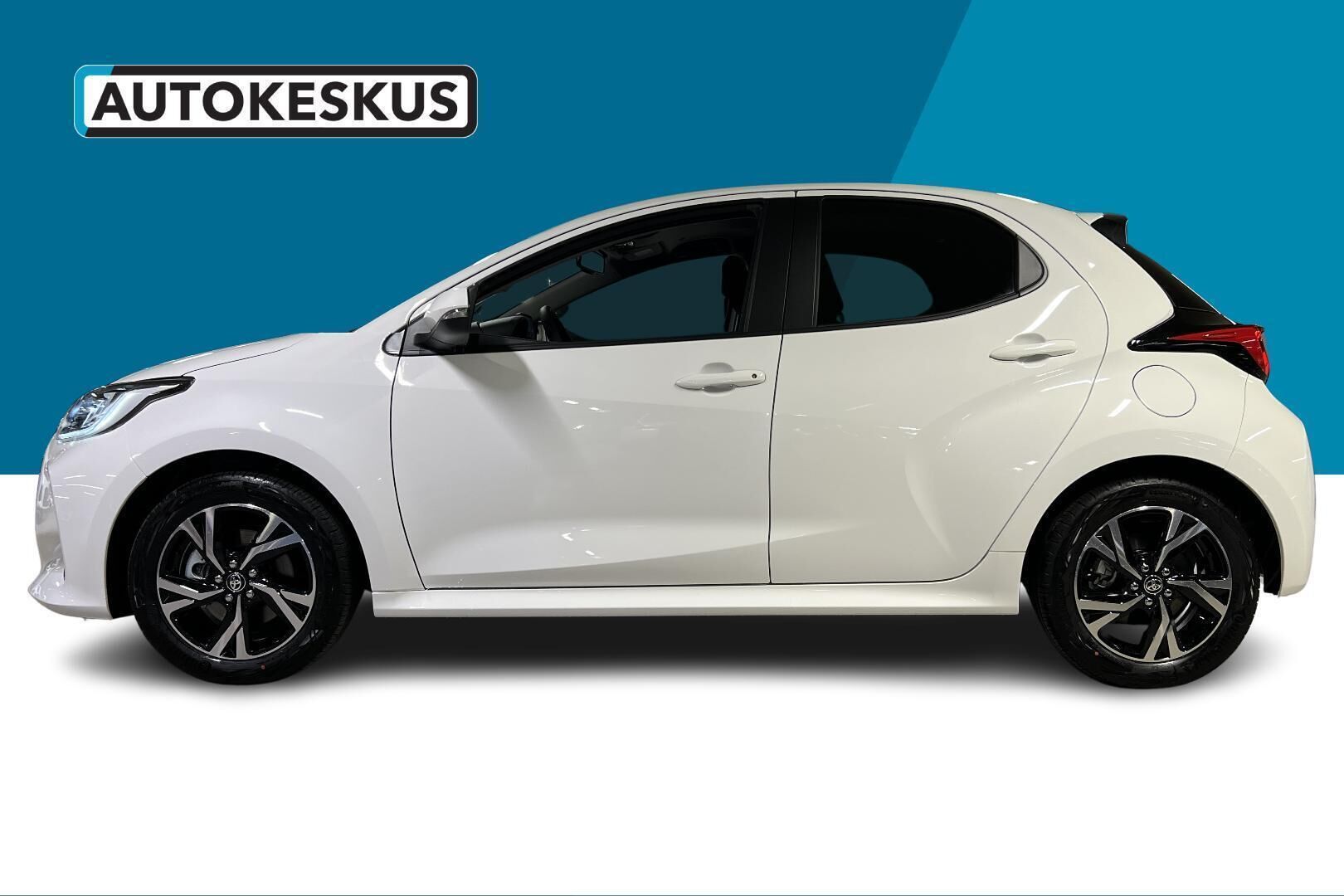 TOYOTA YARIS iso kuva 7