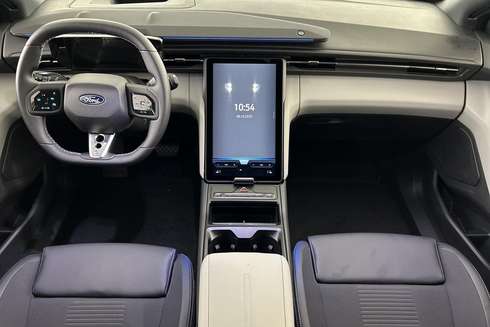 Ford Capri iso kuva 10