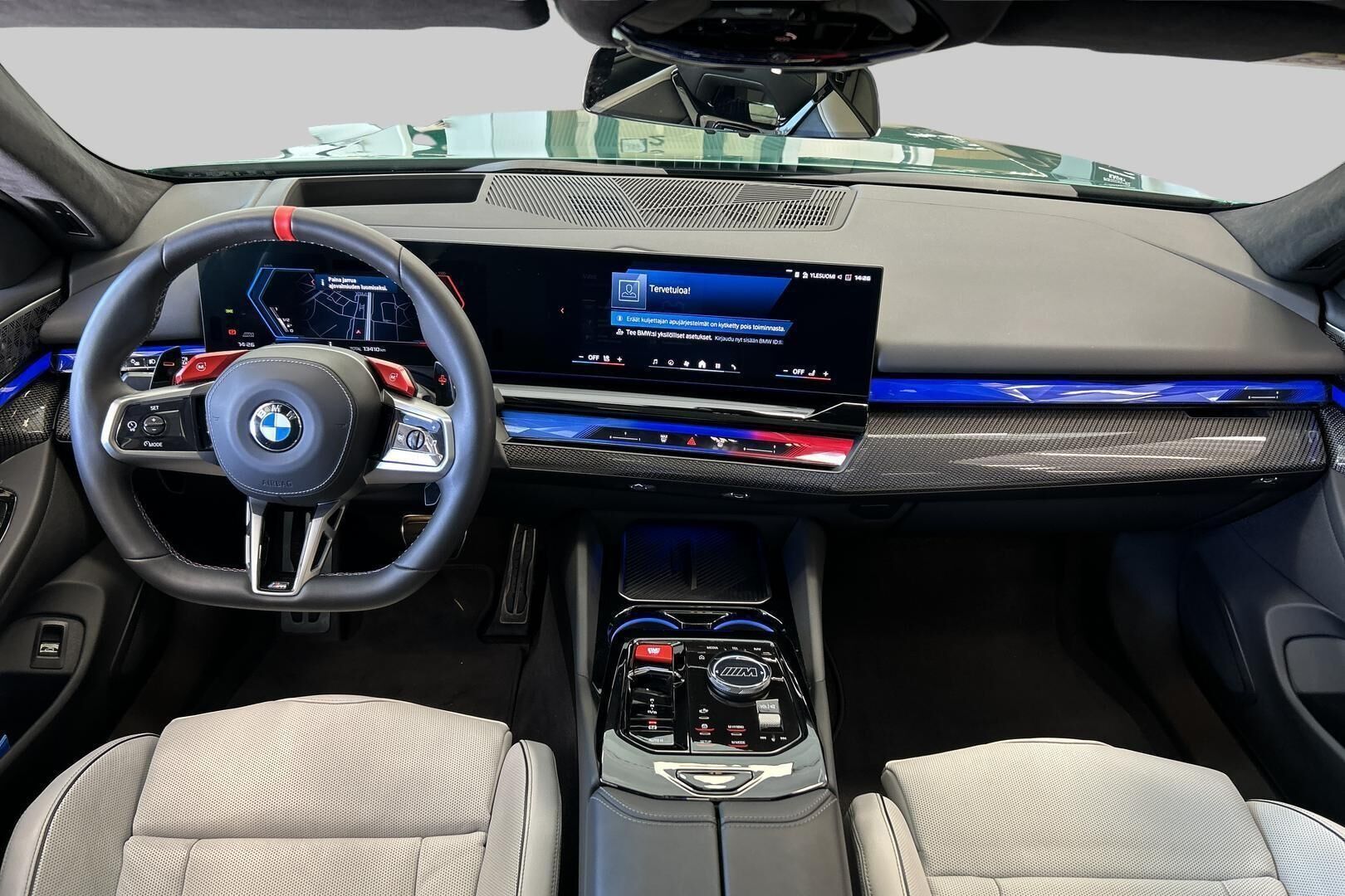 BMW M5 iso kuva 5