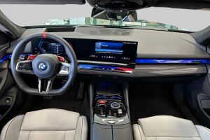 BMW M5 esikatselu 5