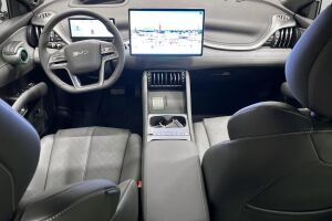 BYD Atto 3 esikatselu 10