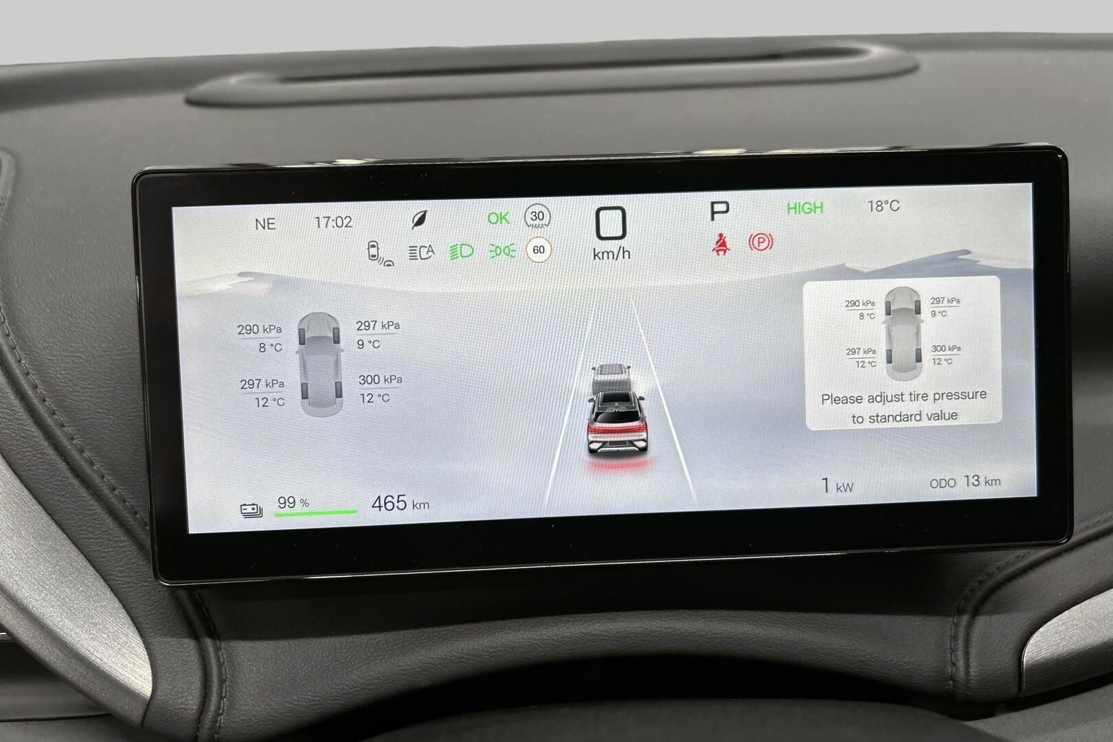 BYD Atto 3 iso kuva 13