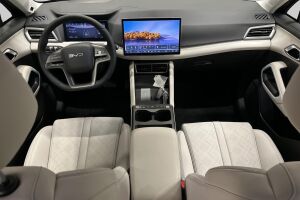 BYD Atto 2 esikatselu 10