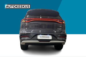 BYD Tang esikatselu 5