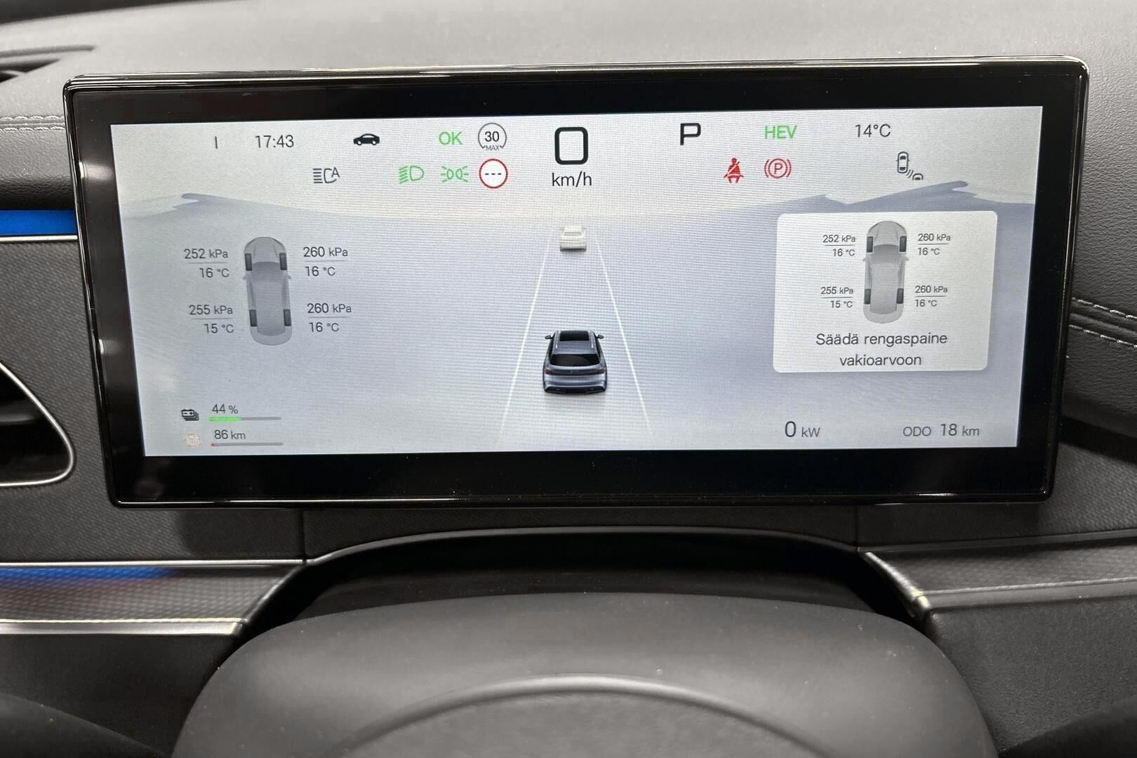 BYD Seal 6 DM-i iso kuva 13