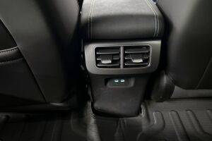 BYD Seal 6 DM-i esikatselu 25