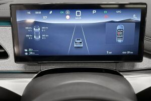 BYD Seal 6 DM-i esikatselu 13