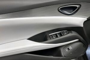 BYD Seal 6 DM-i esikatselu 23