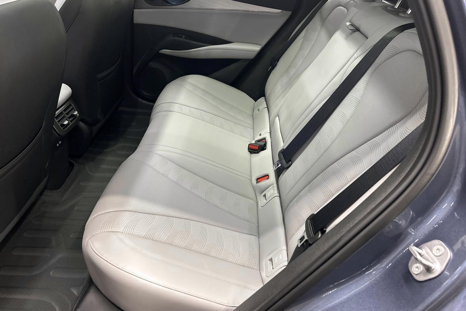 BYD Seal 6 DM-i iso kuva 9