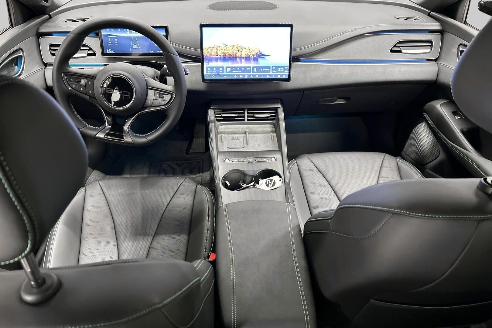 BYD Seal 6 DM-i iso kuva 10