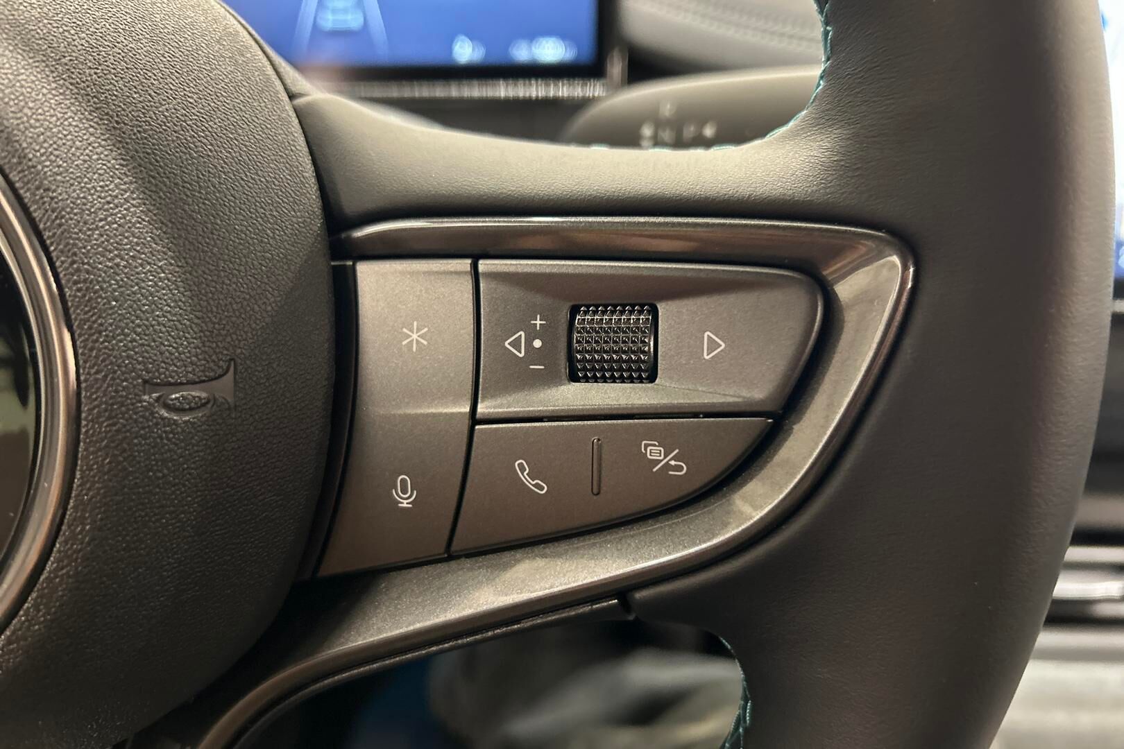 BYD Seal 6 DM-i iso kuva 17