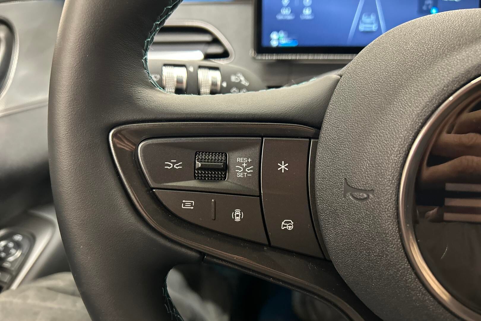BYD Seal 6 DM-i iso kuva 18