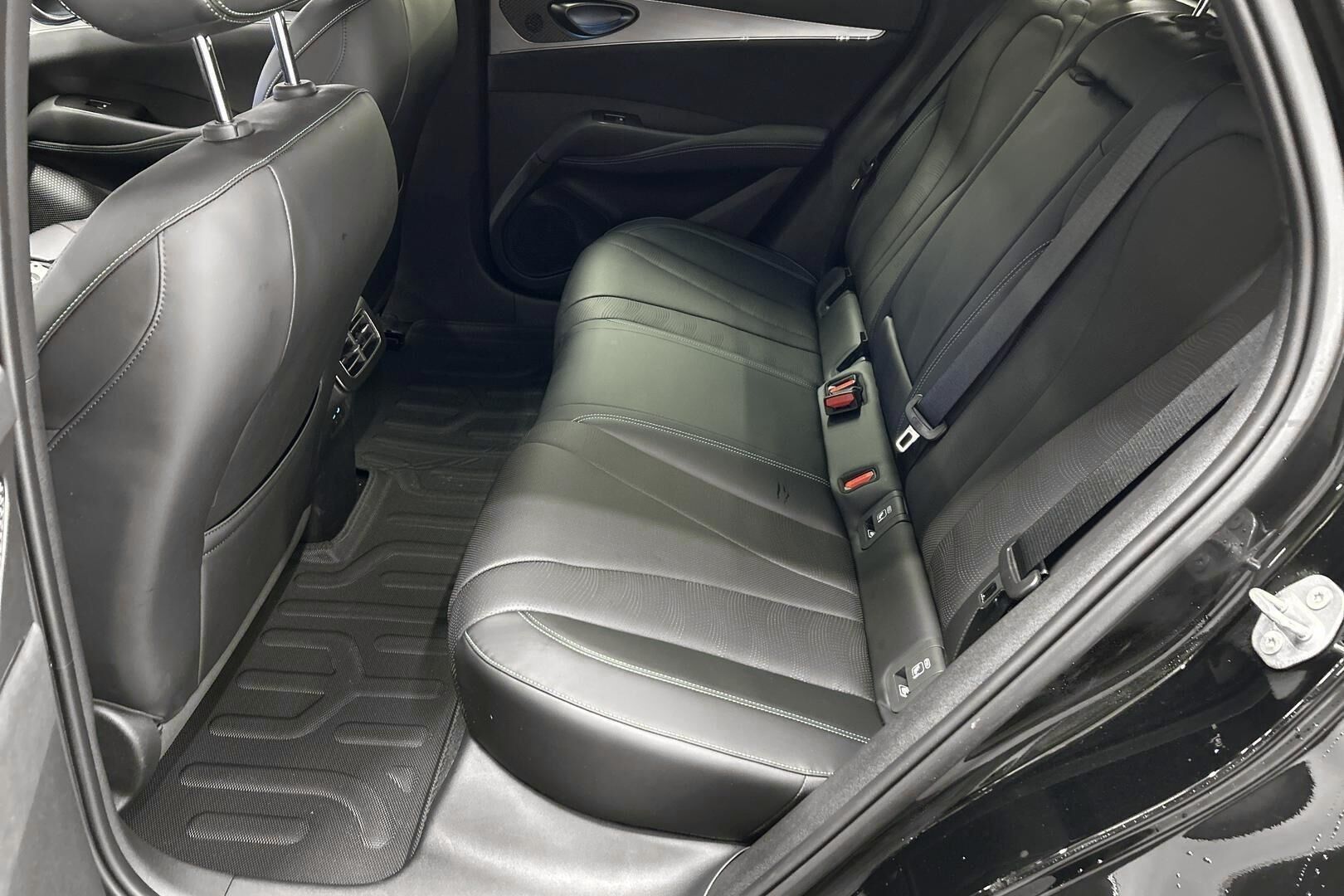BYD Seal 6 DM-i iso kuva 9