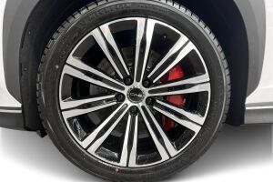 BYD Sealion 7 esikatselu 12