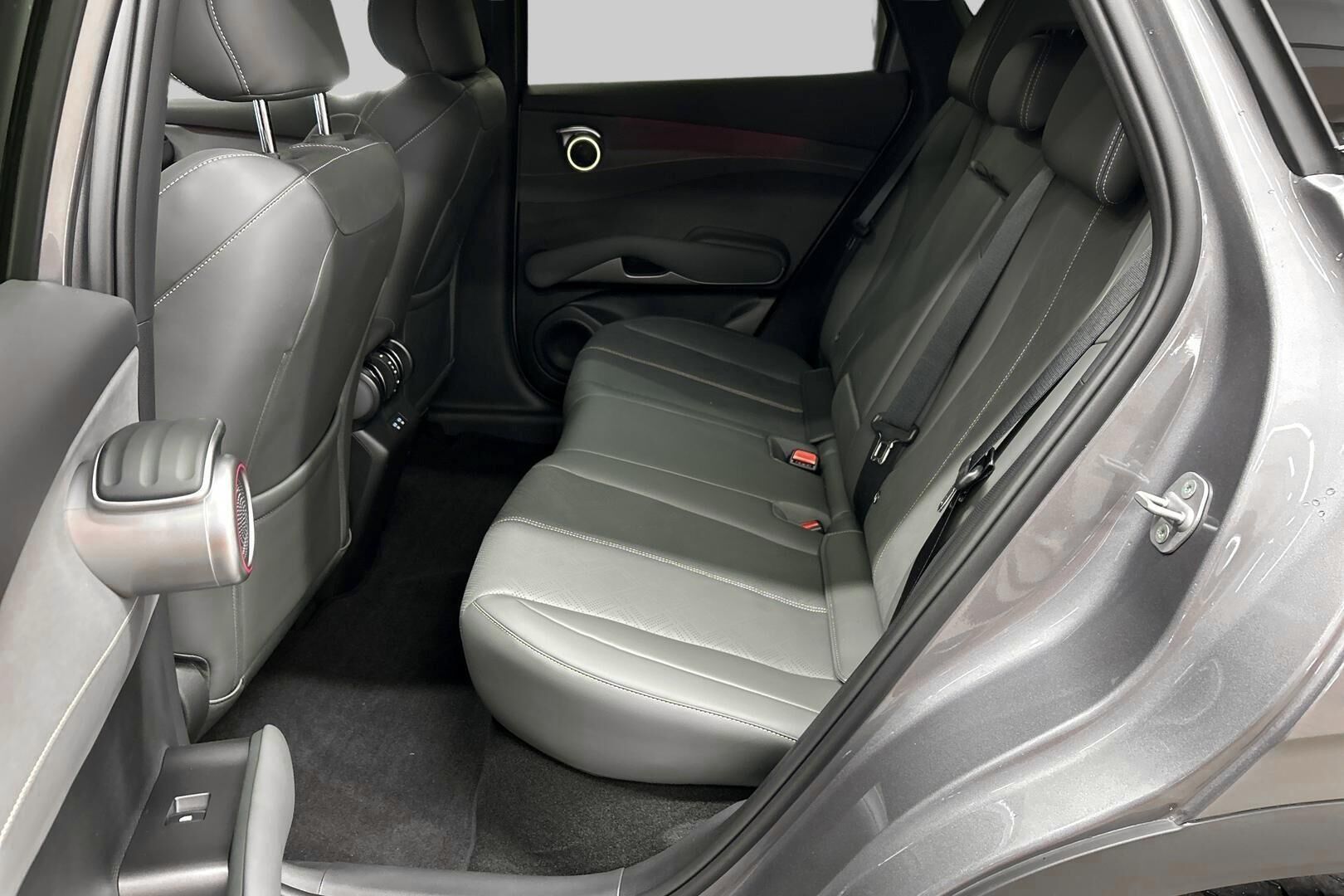 BYD Atto 3 iso kuva 9