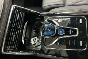 BYD Tang esikatselu 18