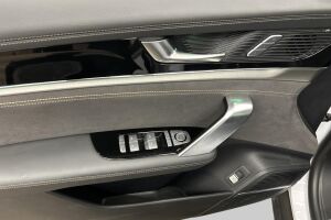 BYD Tang esikatselu 22