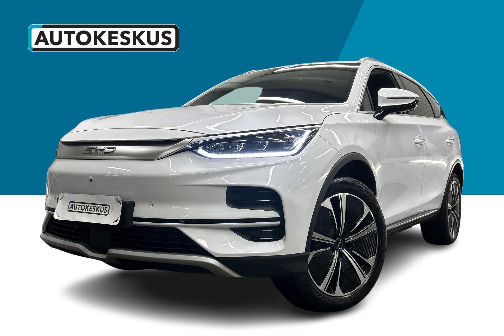 BYD Tang iso kuva 18