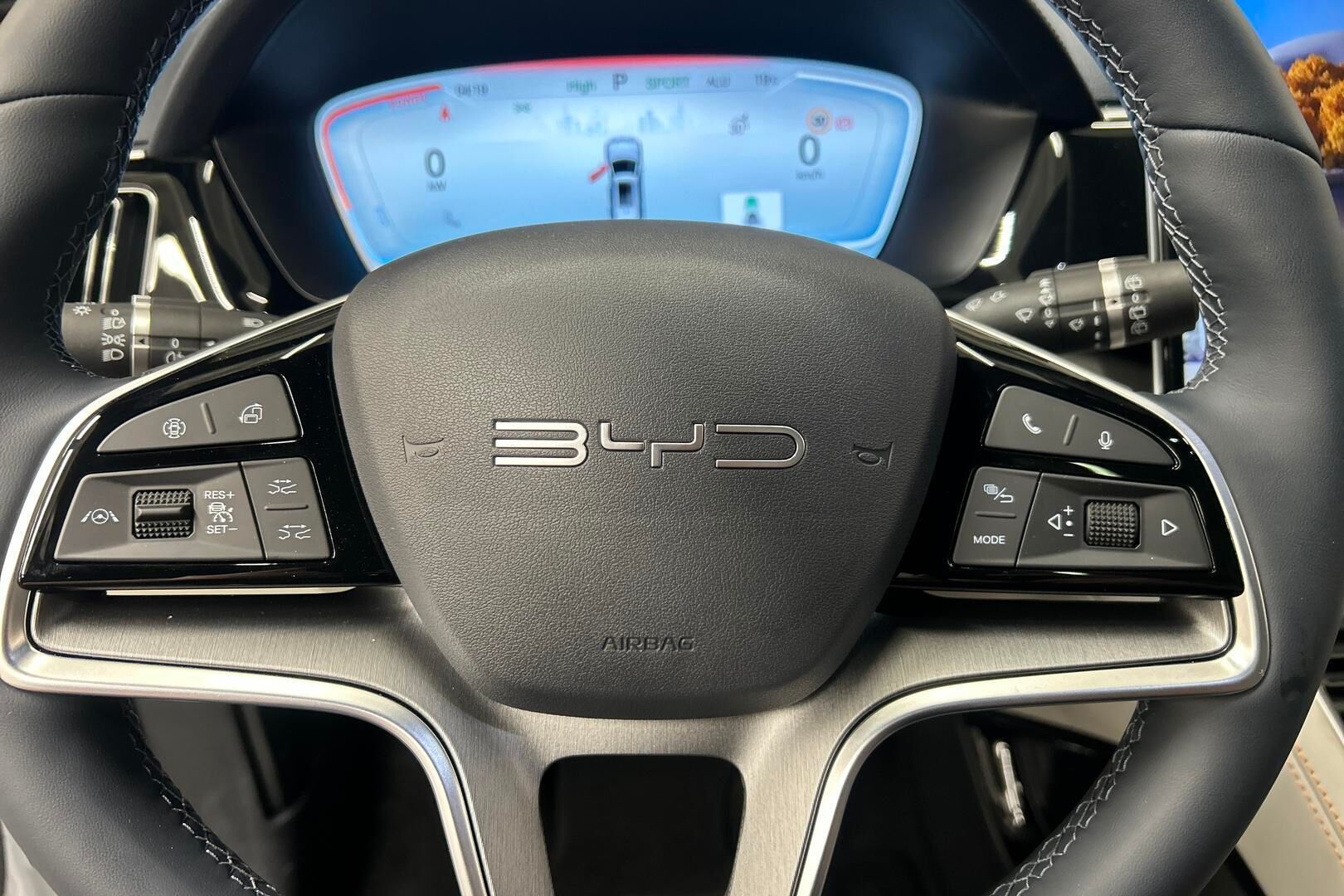 BYD Seal U iso kuva 14
