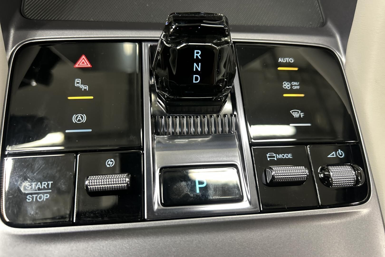 BYD Seal U iso kuva 21