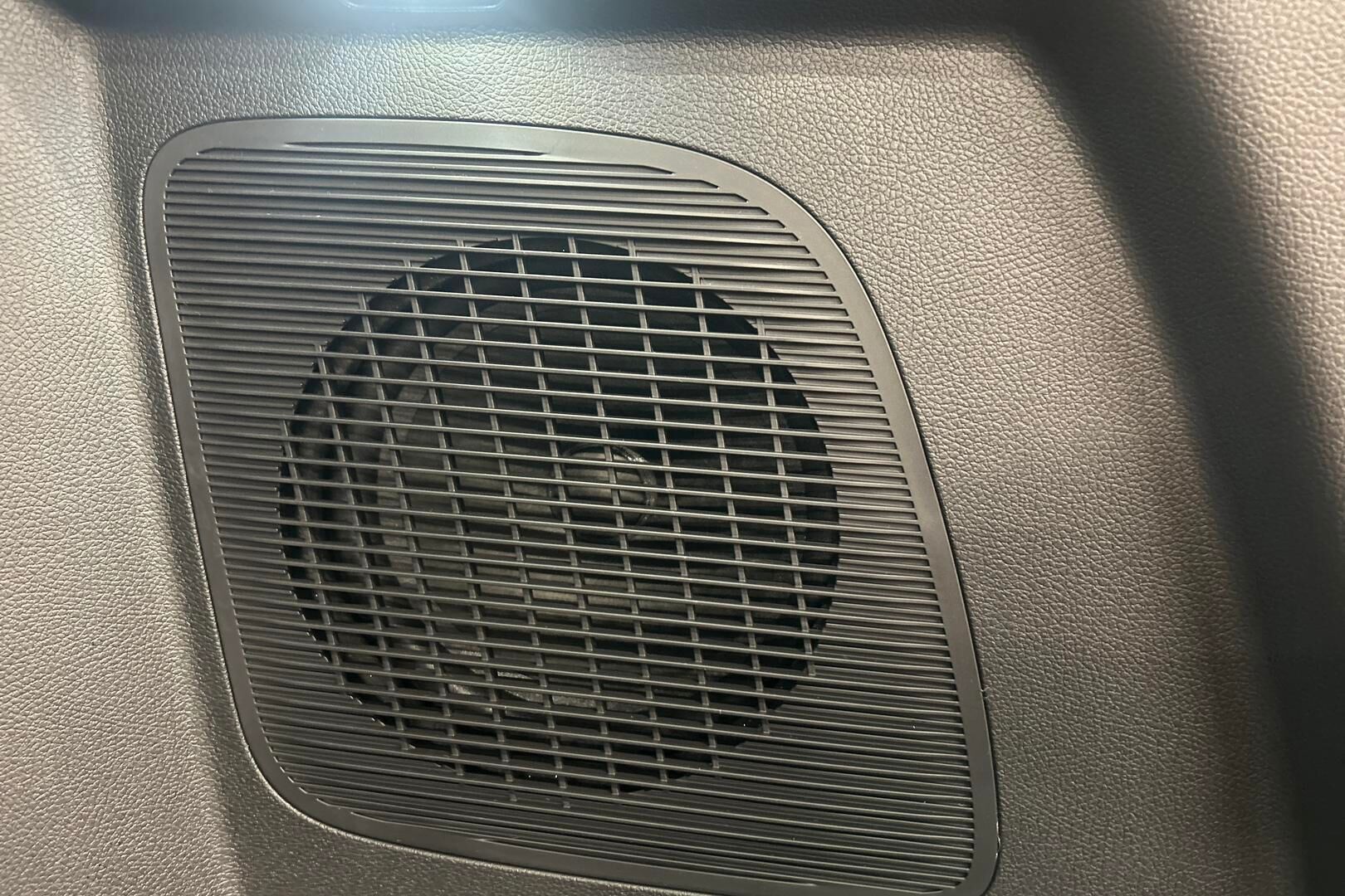 BYD Seal U iso kuva 30