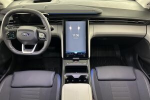 Ford Explorer esikatselu 10